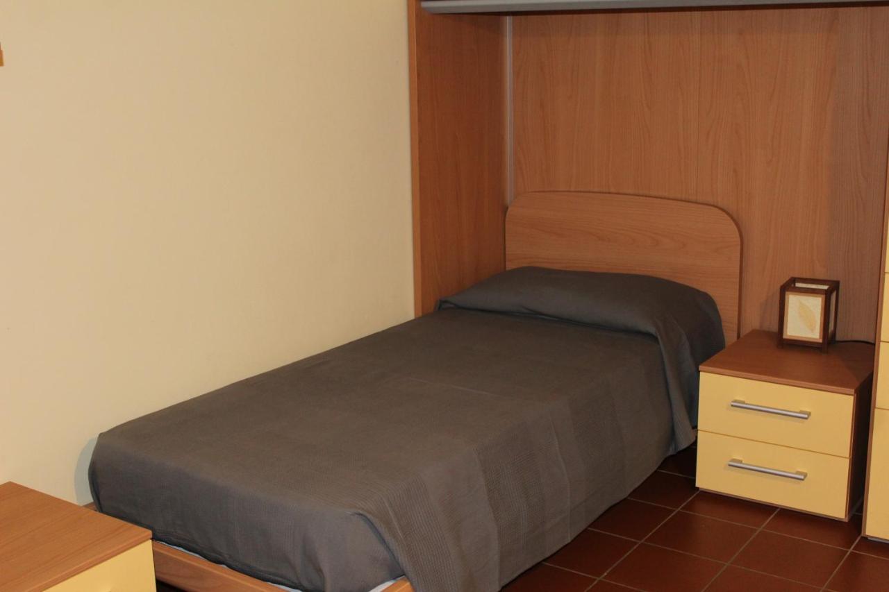 Appartamento Venzo Brenzone sul Garda Eksteriør bilde
